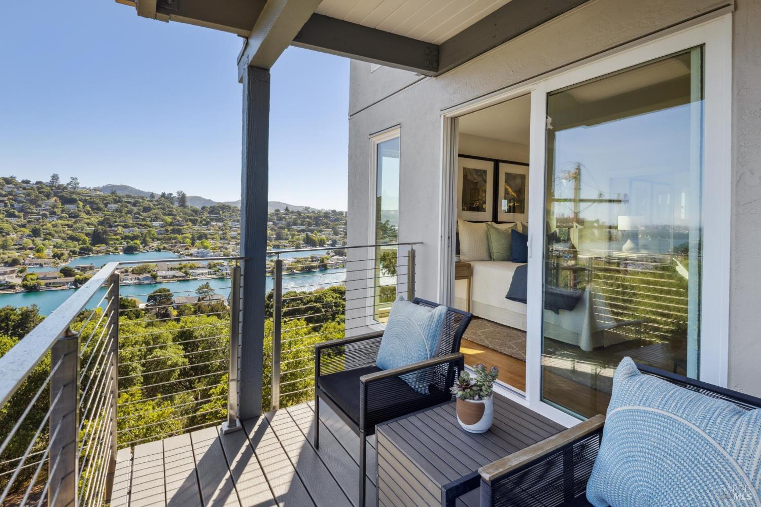 Detail Gallery Image 25 of 46 For 15 Harbor Oak Dr #12,  Tiburon,  CA 94920 - 2 Beds | 2 Baths