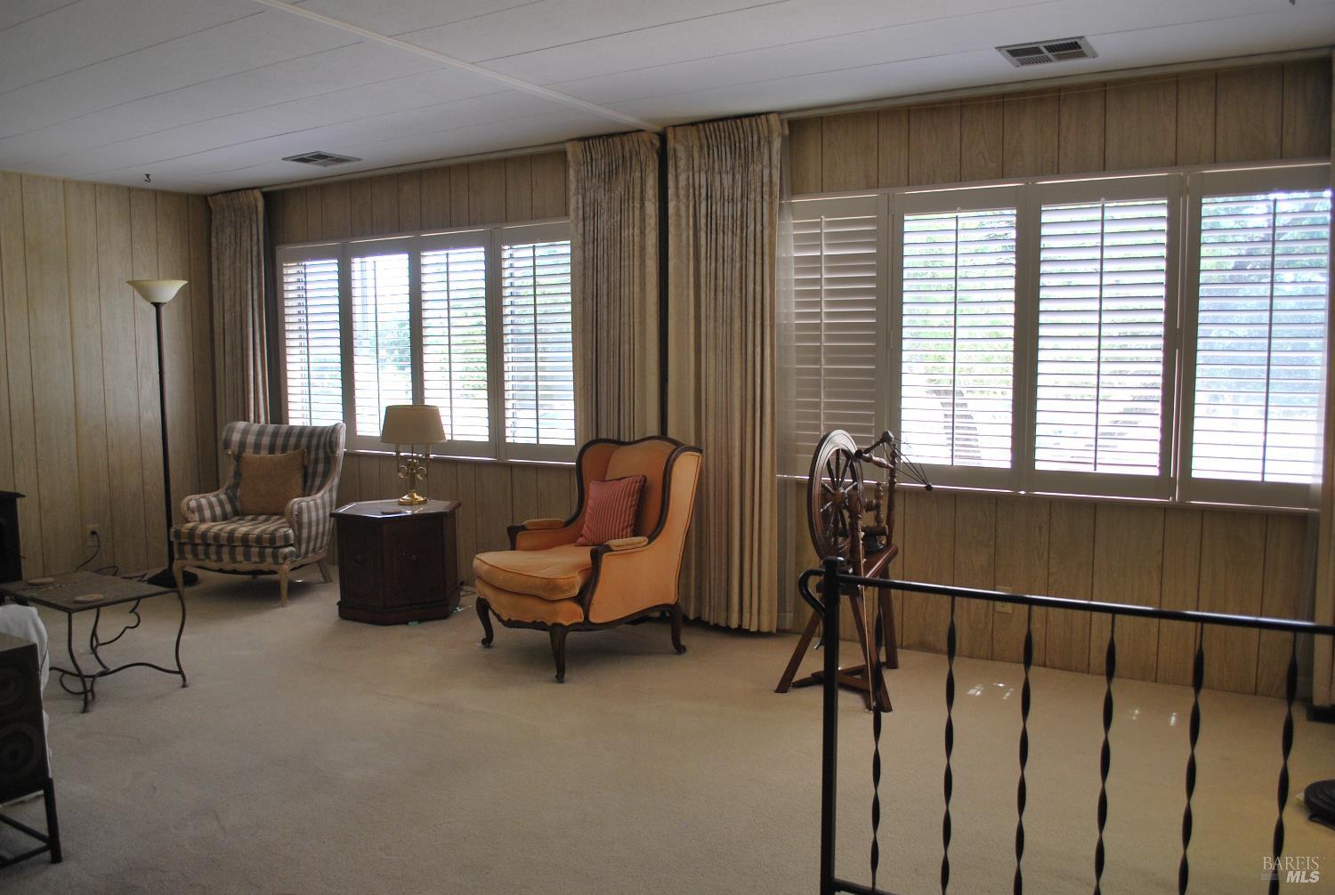 Detail Gallery Image 4 of 24 For 123 Bear Flag Rd, Sonoma,  CA 95476 - 2 Beds | 2 Baths