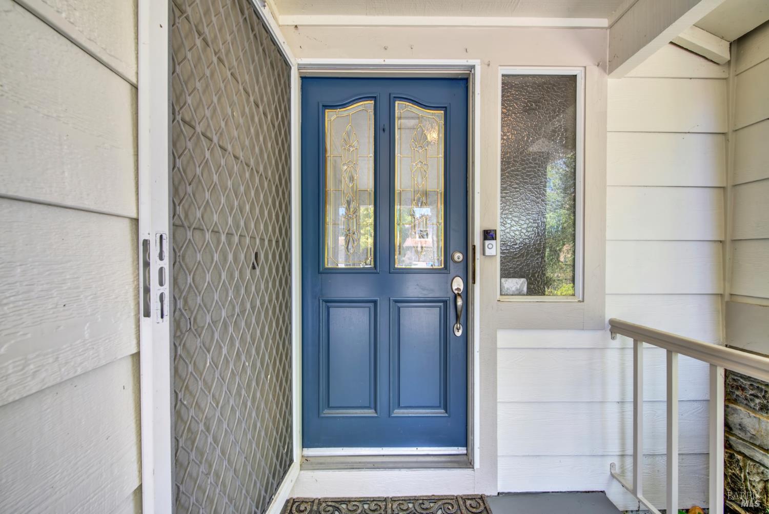Detail Gallery Image 9 of 80 For 3327 Colonial Ct, Fairfield,  CA 94534 - 4 Beds | 3 Baths