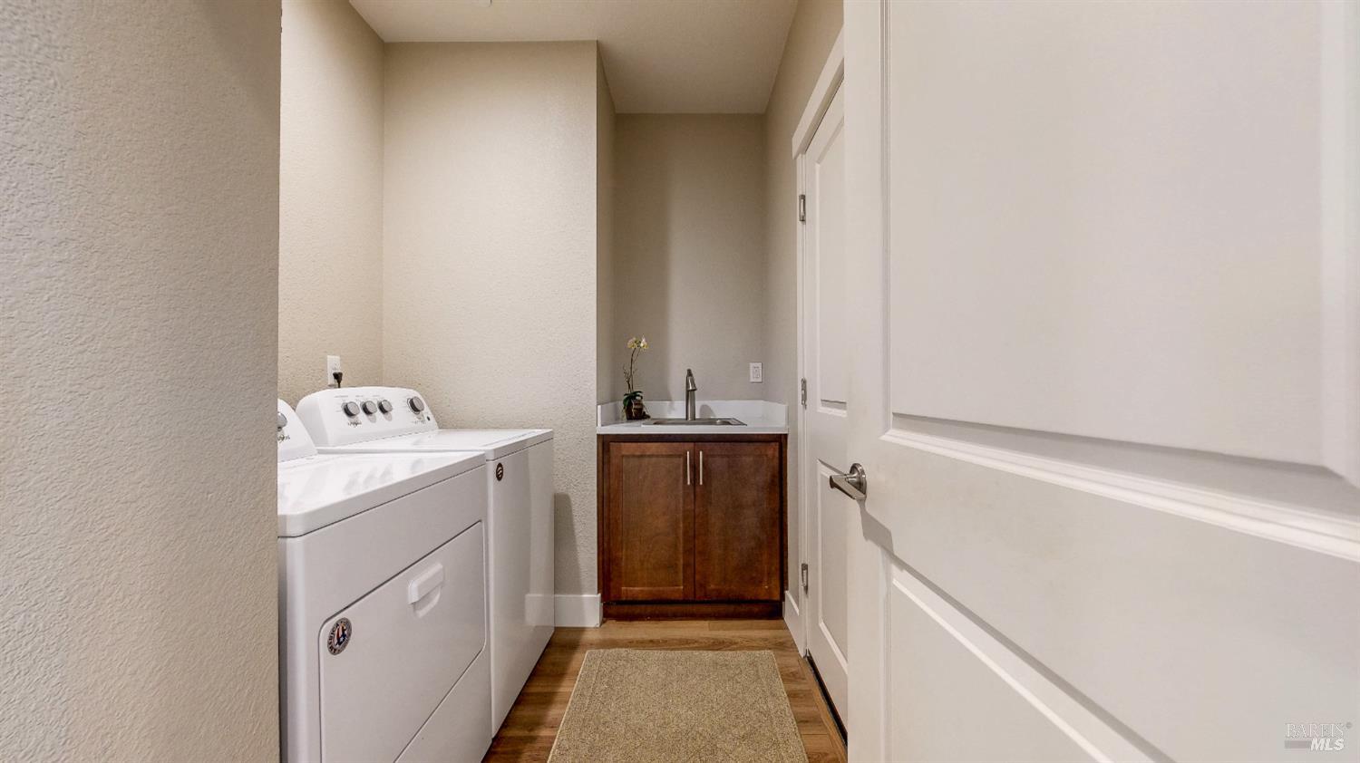 Detail Gallery Image 39 of 49 For 1431 Acorn Way, Windsor,  CA 95492 - 2 Beds | 2 Baths