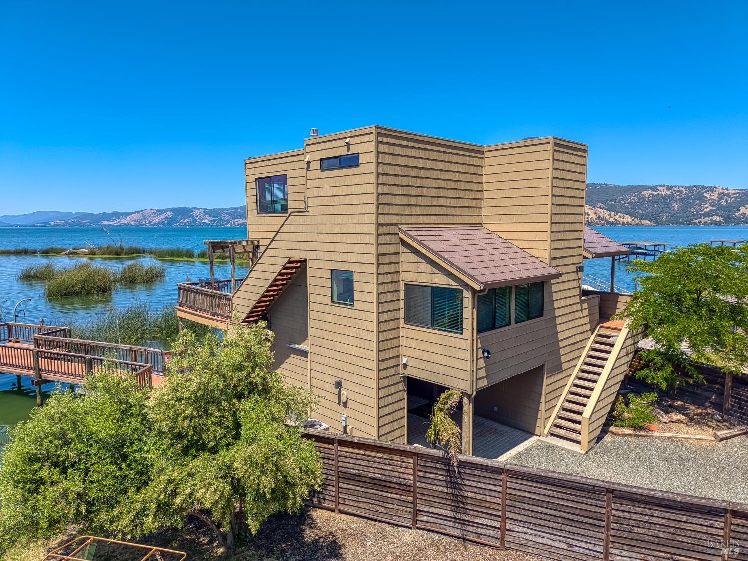Detail Gallery Image 5 of 68 For 2998 Willow Rd, Kelseyville,  CA 95451 - 2 Beds | 2 Baths
