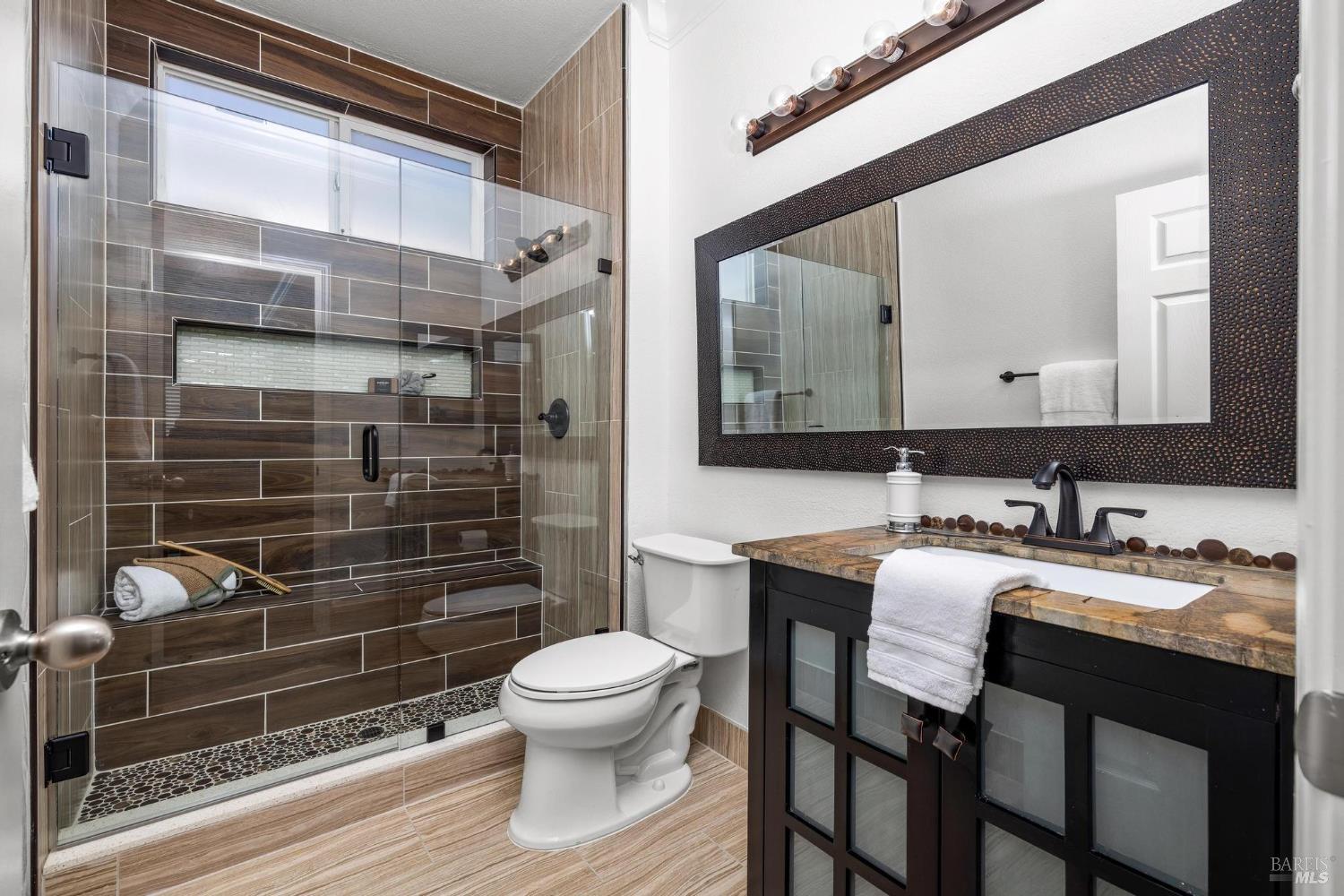 Detail Gallery Image 23 of 64 For 1101 Wildplum Ct, Vacaville,  CA 95687 - 6 Beds | 3 Baths