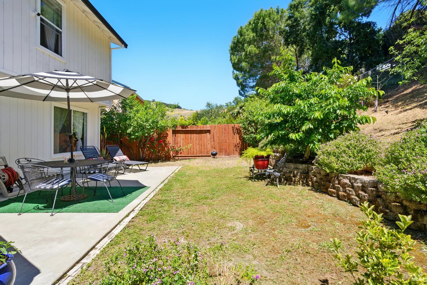 Detail Gallery Image 38 of 49 For 138 Nicole Way, Vallejo,  CA 94589 - 3 Beds | 2/1 Baths