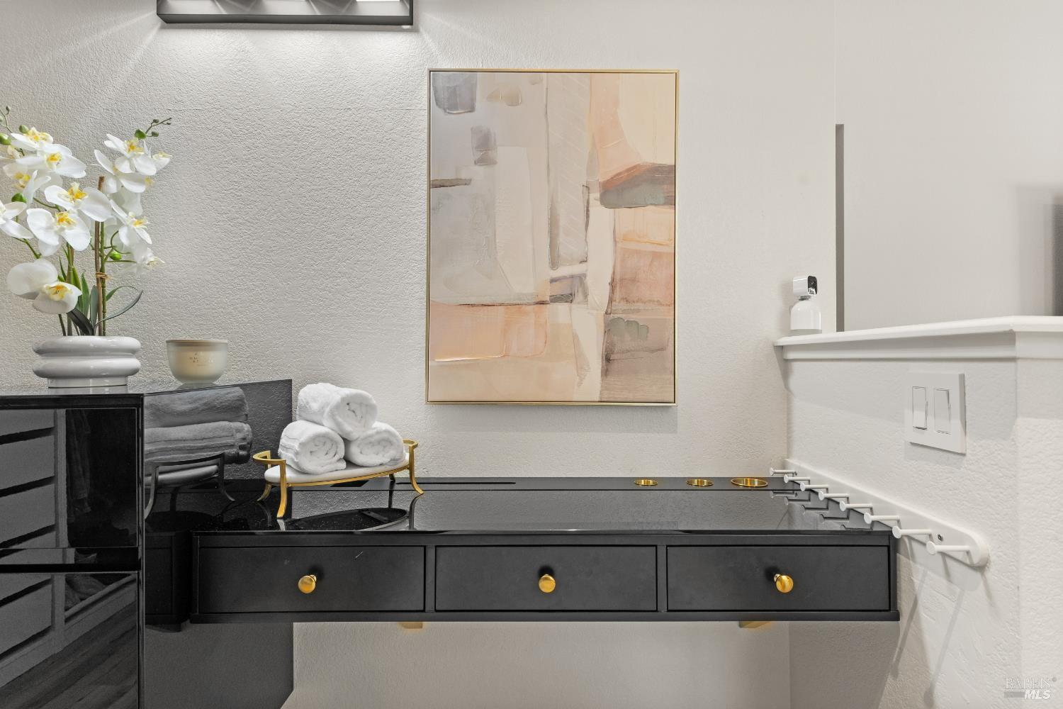 Detail Gallery Image 29 of 31 For 9508 Jessica Dr, Windsor,  CA 95492 - 4 Beds | 2 Baths