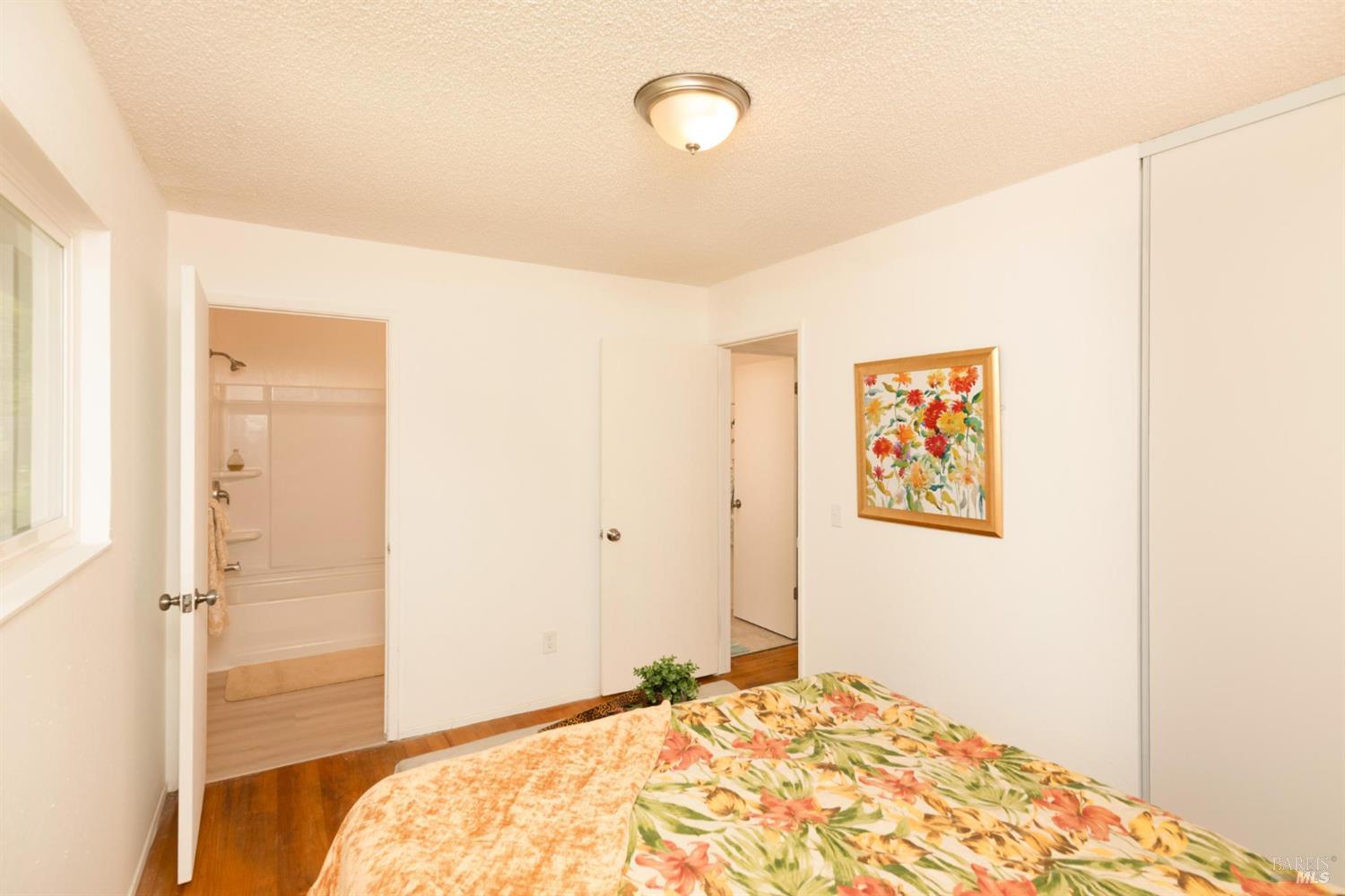 Detail Gallery Image 20 of 24 For 556 Baron Dr, Rohnert Park,  CA 94928 - 4 Beds | 2 Baths