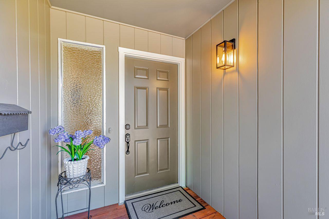 Detail Gallery Image 12 of 43 For 347 Major Dr, Santa Rosa,  CA 95403 - 3 Beds | 2 Baths