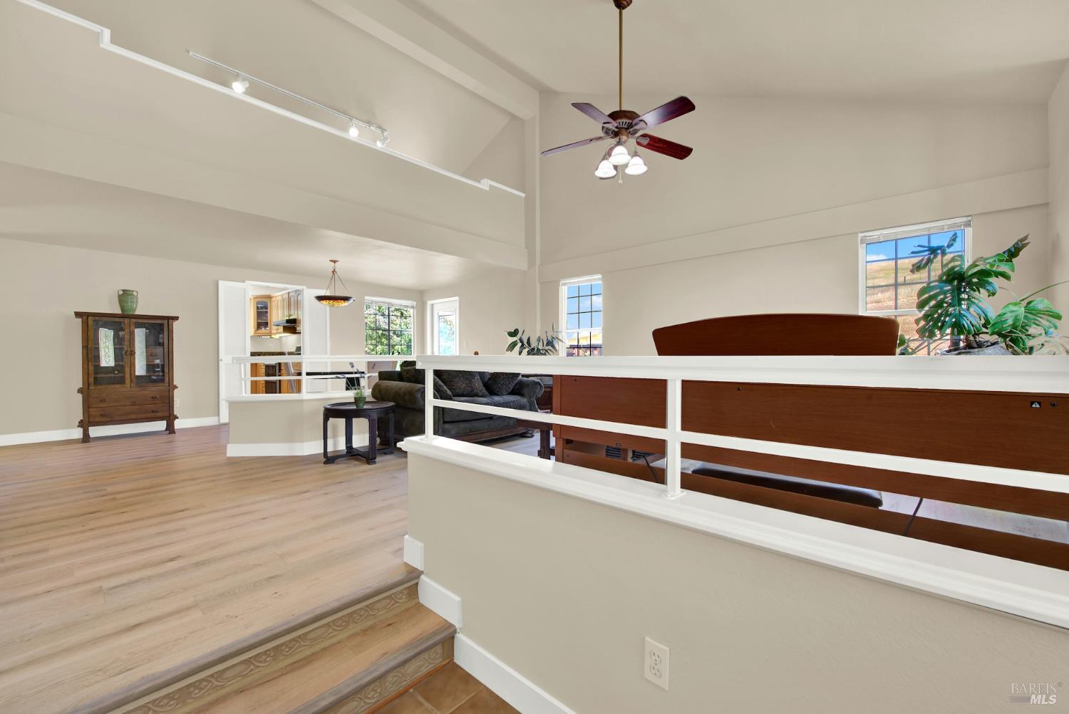 Detail Gallery Image 10 of 80 For 3327 Colonial Ct, Fairfield,  CA 94534 - 4 Beds | 3 Baths