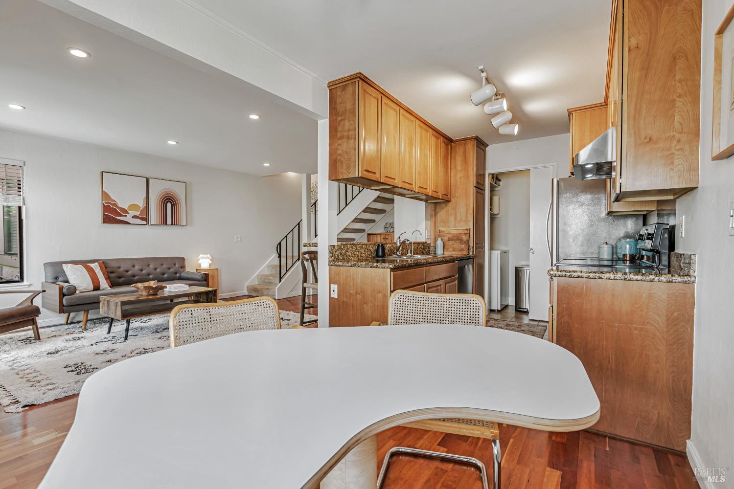 Detail Gallery Image 15 of 33 For 111 Cheda Ln, Novato,  CA 94947 - 2 Beds | 1 Baths