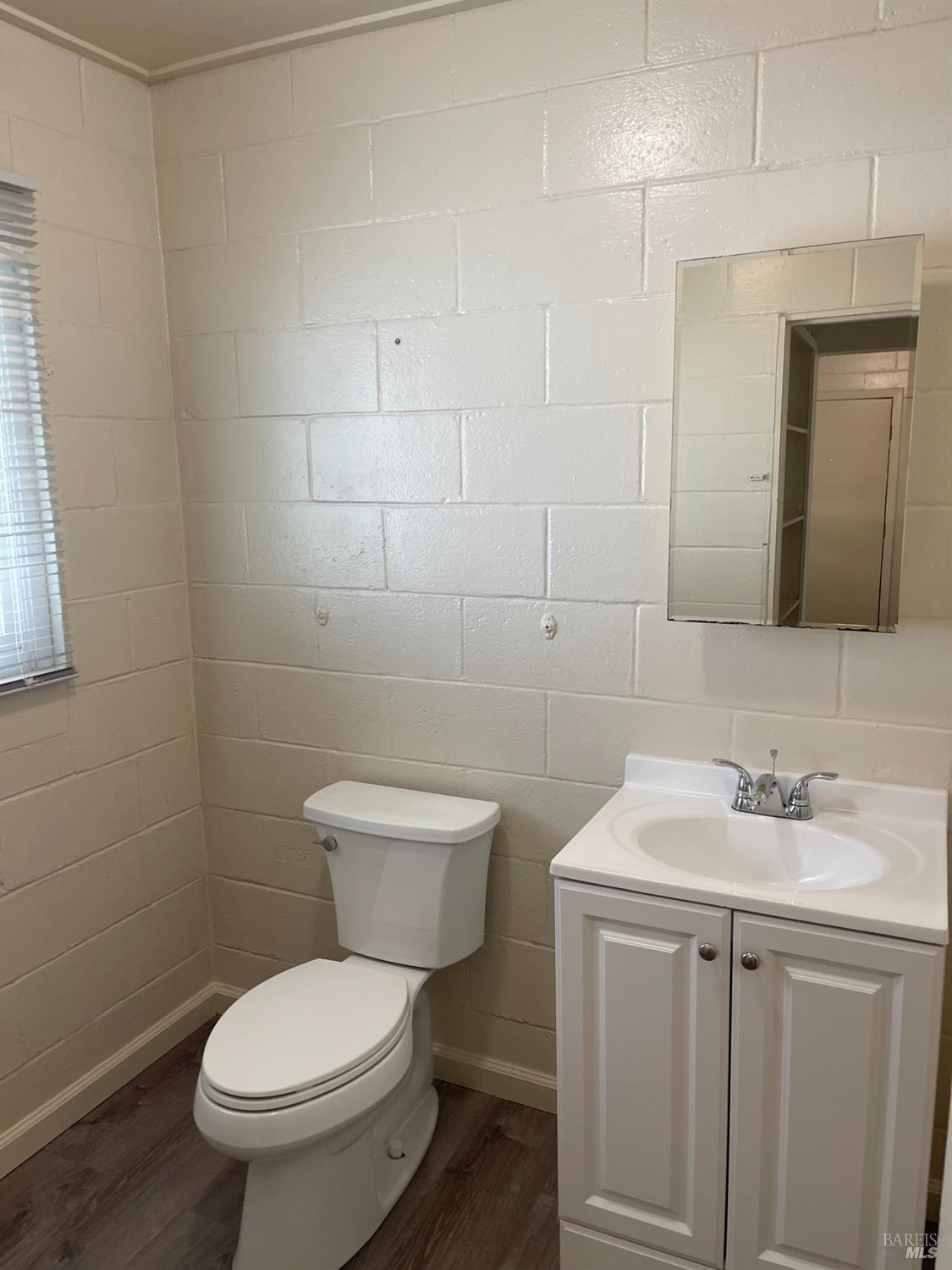 Detail Gallery Image 15 of 18 For 560 Talmage Rd, Ukiah,  CA 95482 - – Beds | – Baths