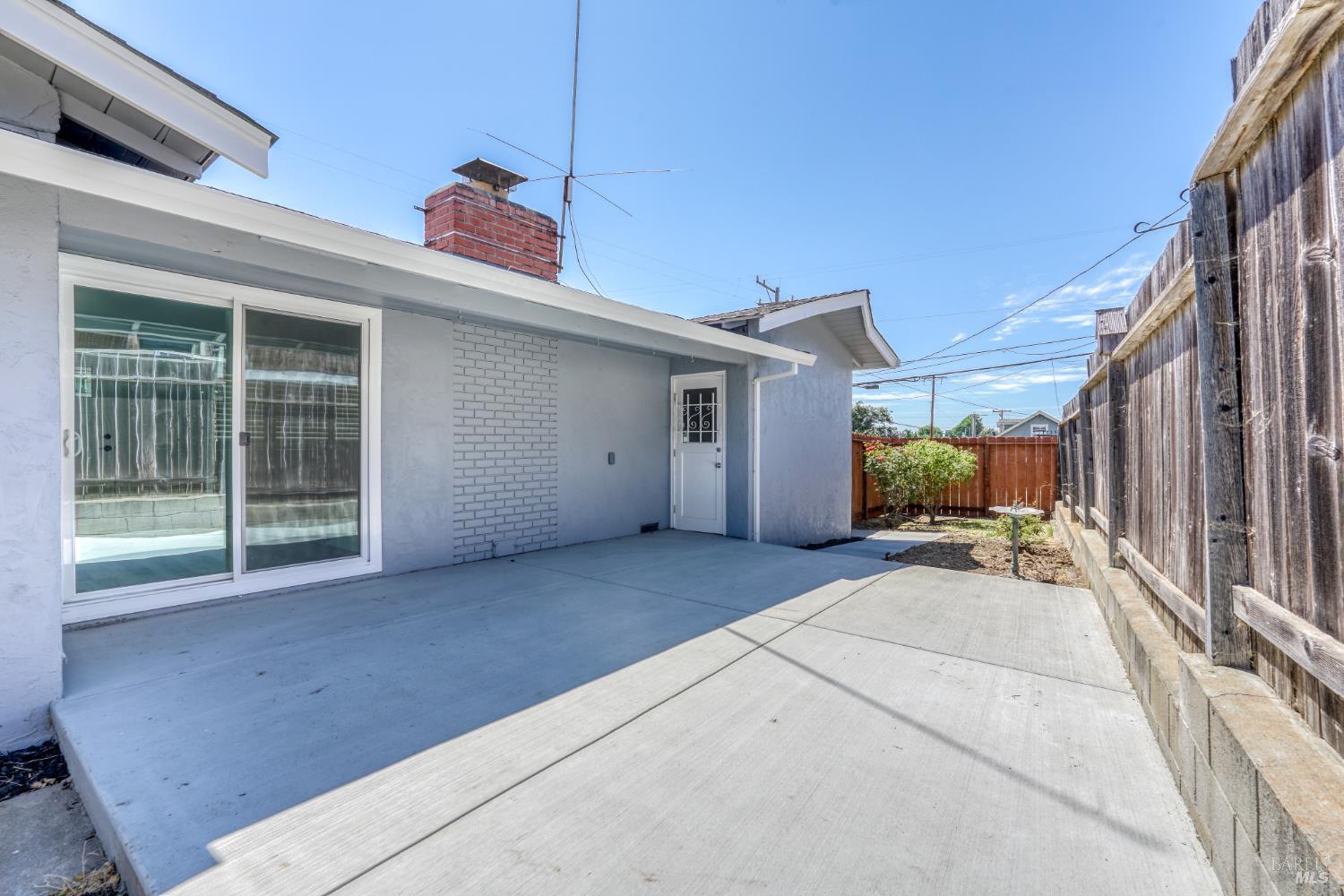 Detail Gallery Image 17 of 23 For 1004 Fulton Ave, Vallejo,  CA 94591 - 3 Beds | 2 Baths