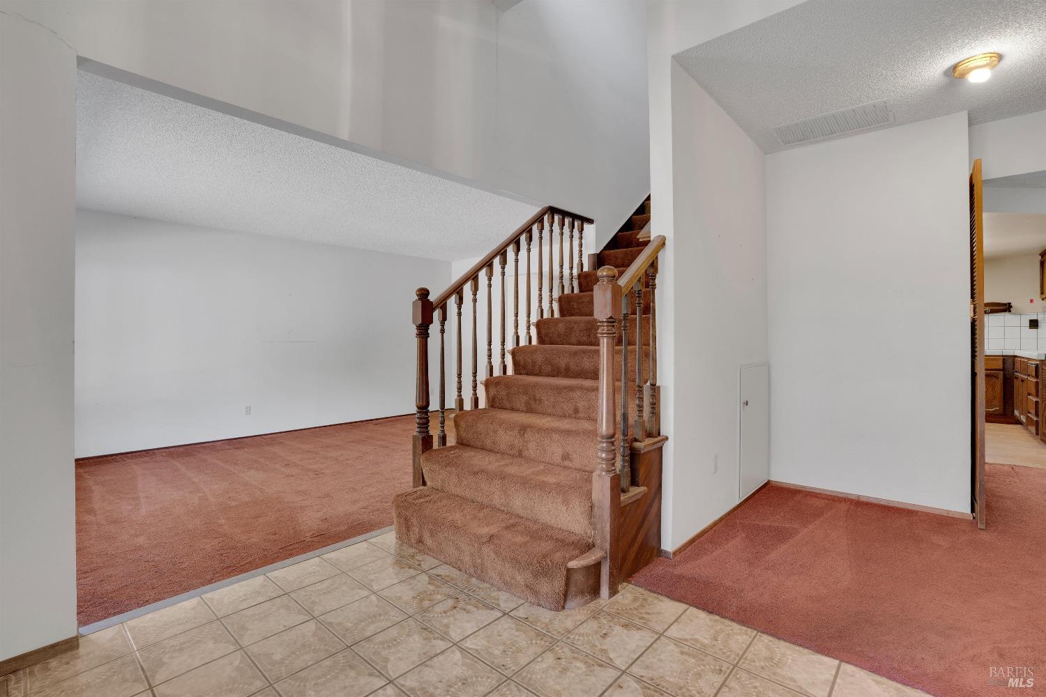 Detail Gallery Image 7 of 45 For 4009 Rimrock Dr, Antioch,  CA 94509 - 4 Beds | 2/1 Baths