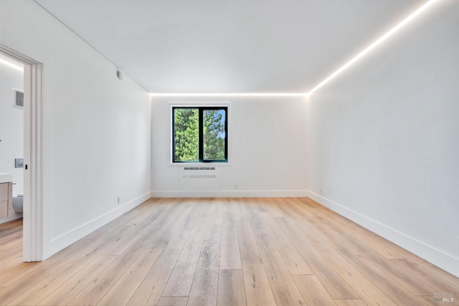 Detail Gallery Image 50 of 56 For 3720 Stanhope Ct, Santa Rosa,  CA 95404 - 5 Beds | 3/1 Baths