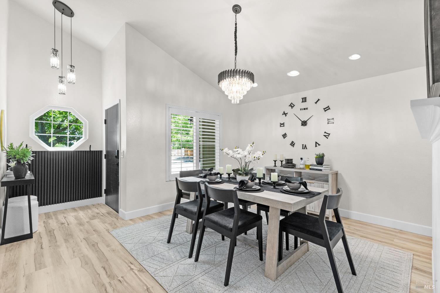 Detail Gallery Image 4 of 31 For 9508 Jessica Dr, Windsor,  CA 95492 - 4 Beds | 2 Baths