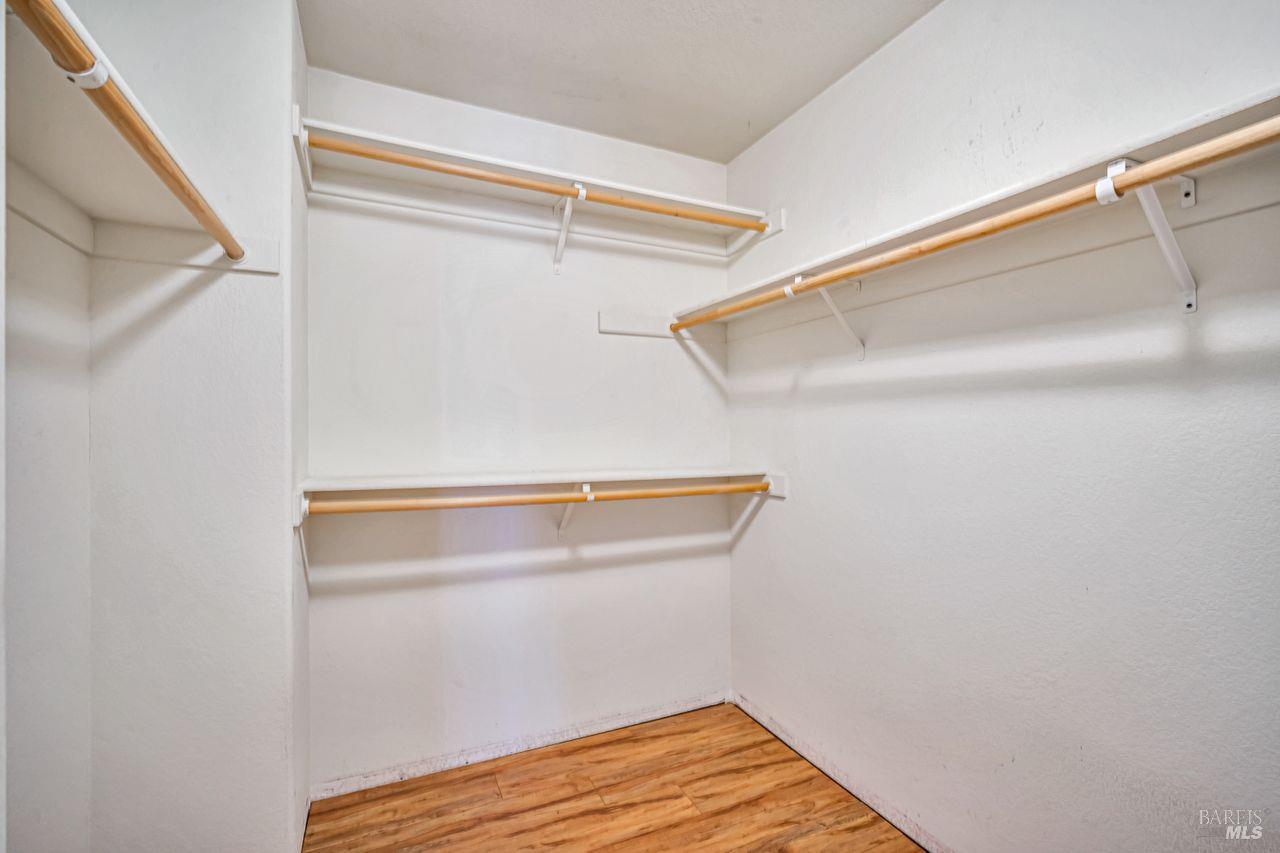 Detail Gallery Image 31 of 44 For 119 Philip Dr, Healdsburg,  CA 95448 - 4 Beds | 2/1 Baths