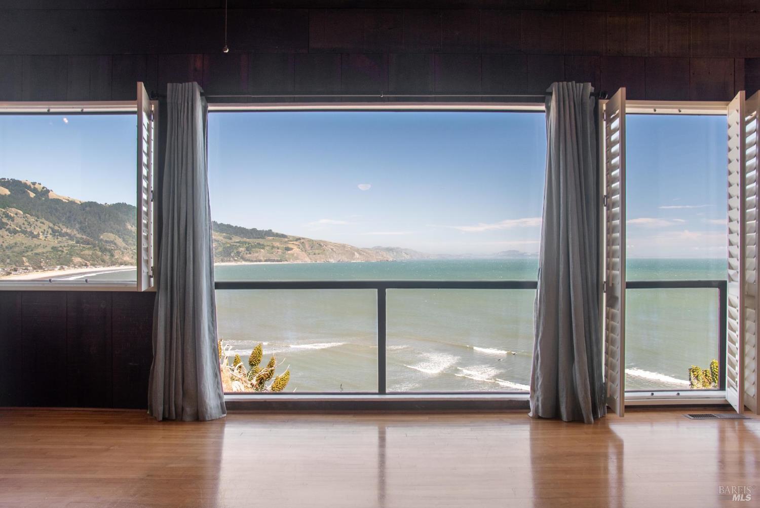 Detail Gallery Image 15 of 52 For 71 Crescente Ave, Bolinas,  CA 94924 - 3 Beds | 2 Baths