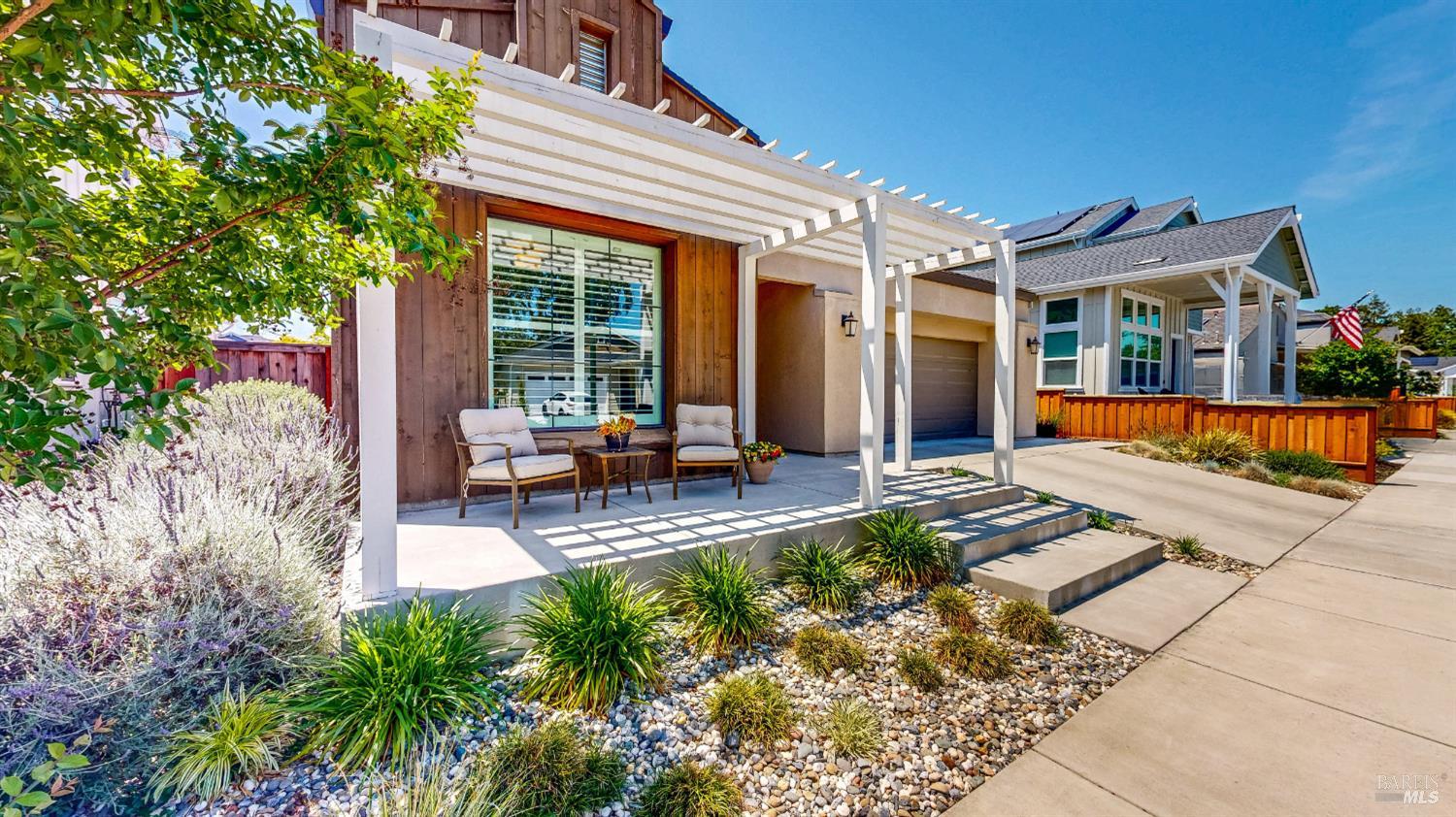 Detail Gallery Image 5 of 49 For 1431 Acorn Way, Windsor,  CA 95492 - 2 Beds | 2 Baths