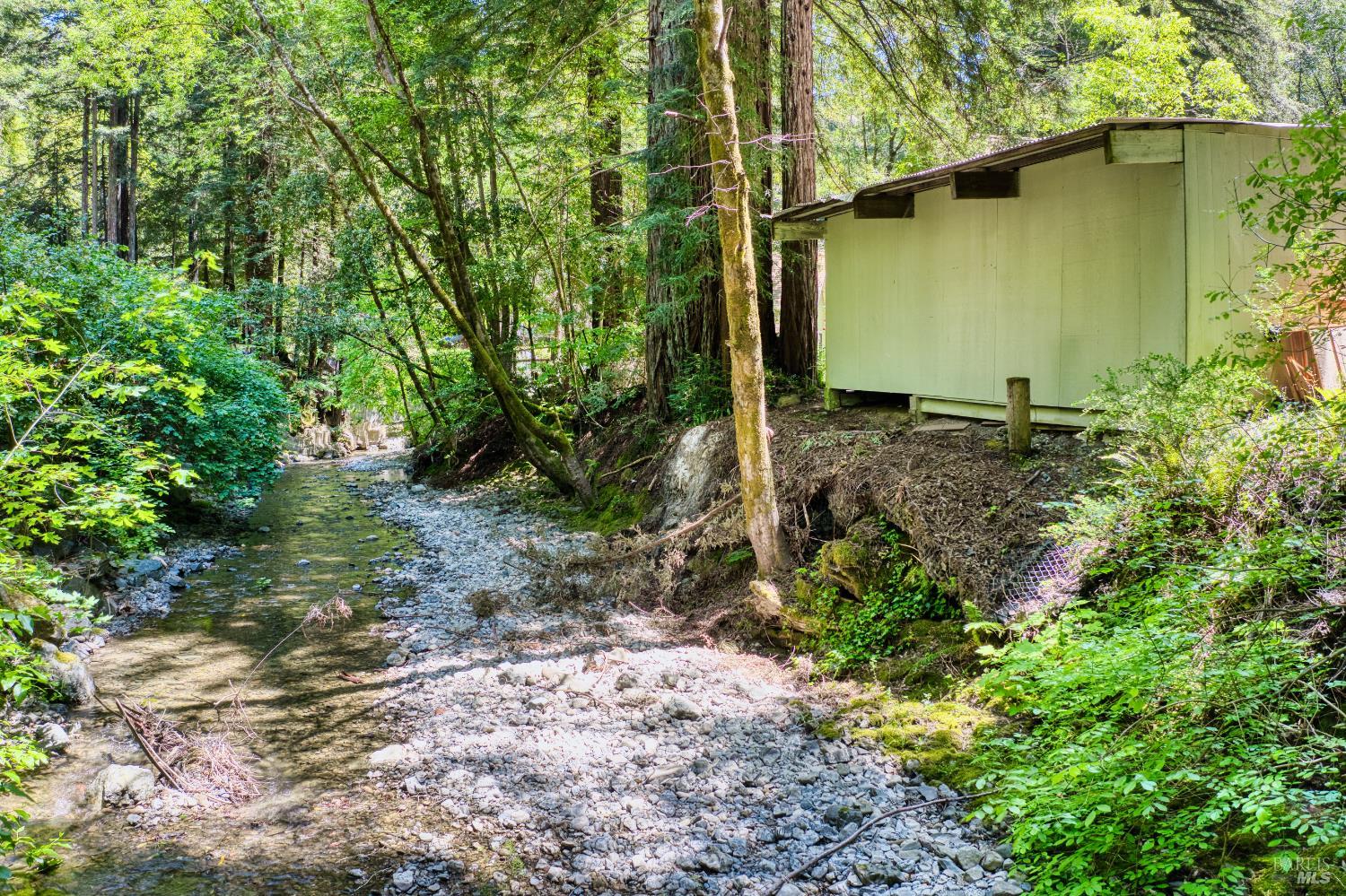 Detail Gallery Image 17 of 27 For 14503 Camino Del Arroyo Rd, Guerneville,  CA 95446 - 2 Beds | 2 Baths
