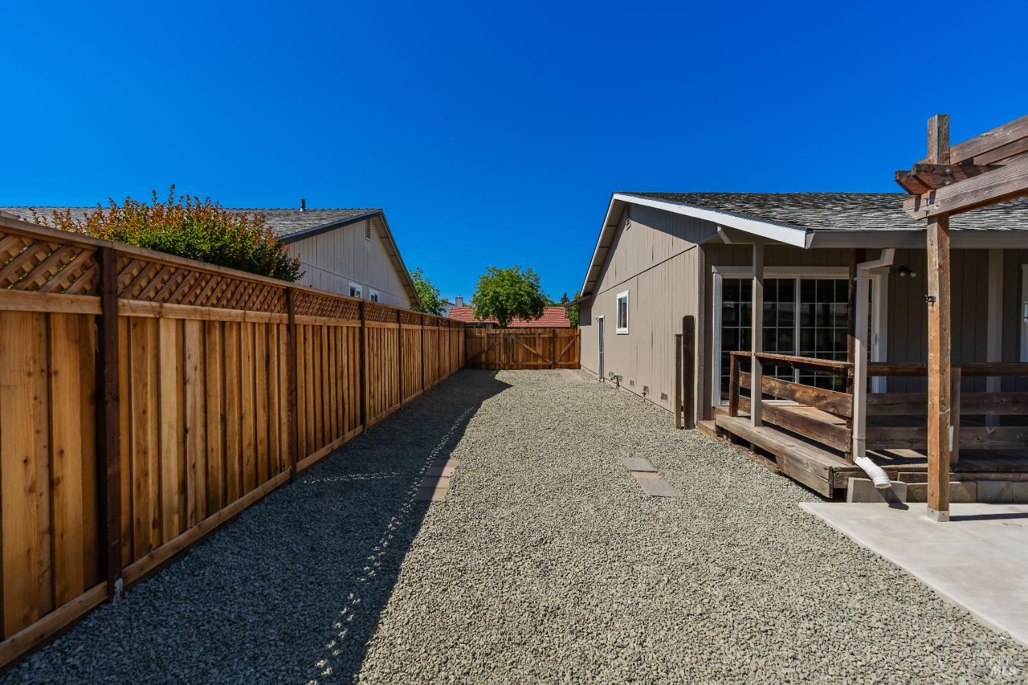 Detail Gallery Image 38 of 39 For 675 Joseph Ct, Napa,  CA 94558 - 3 Beds | 2 Baths