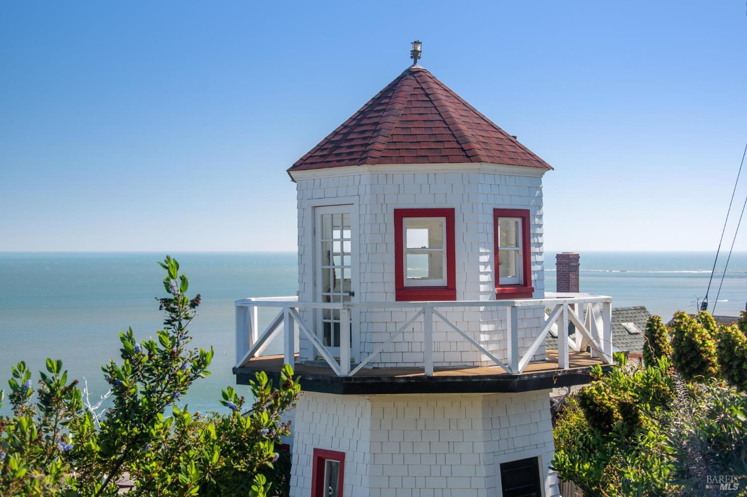Detail Gallery Image 6 of 52 For 71 Crescente Ave, Bolinas,  CA 94924 - 3 Beds | 2 Baths
