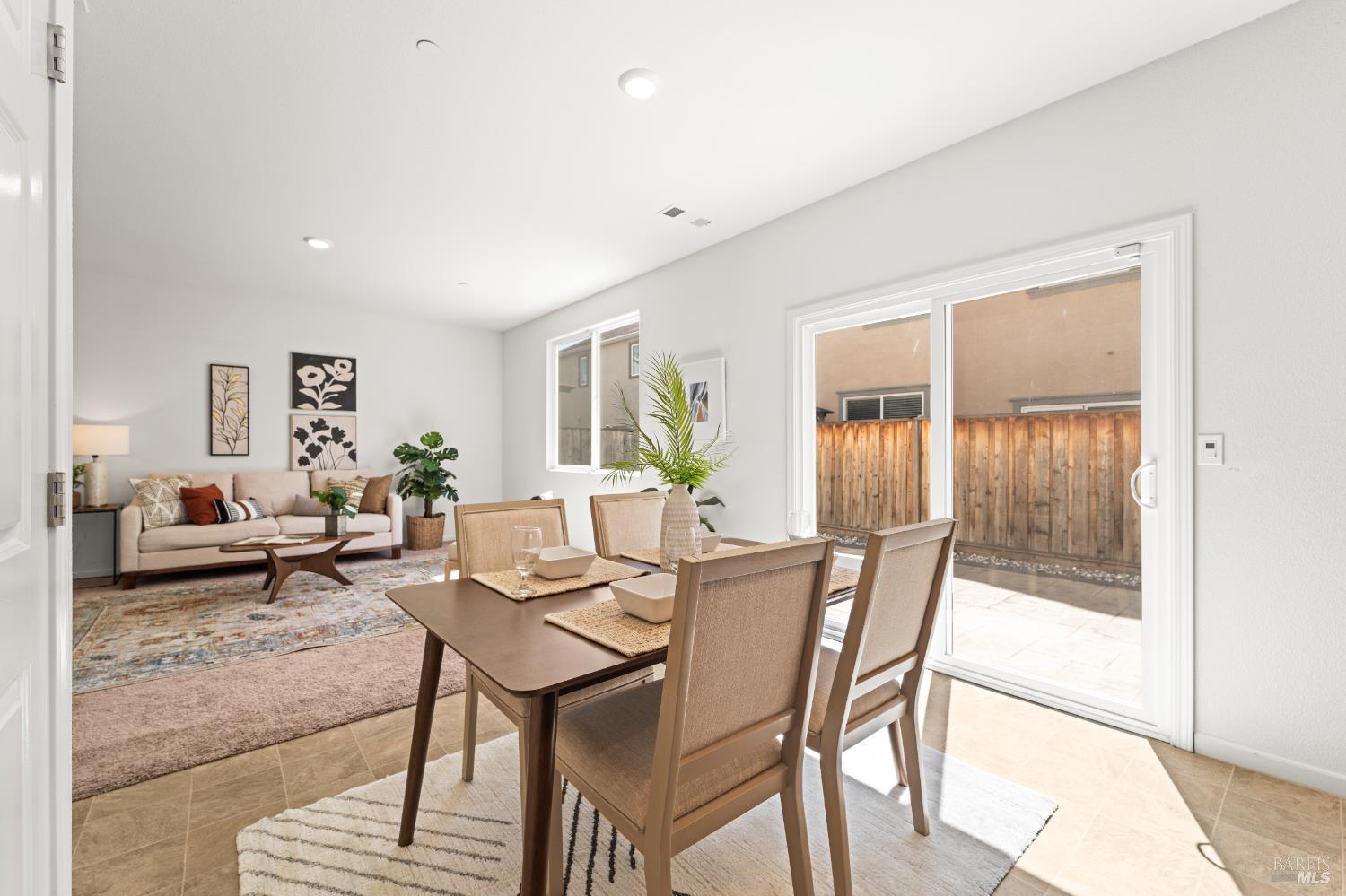 Detail Gallery Image 18 of 42 For 1365 Melvin Jordan Ln, Fairfield,  CA 94533 - 4 Beds | 2/1 Baths