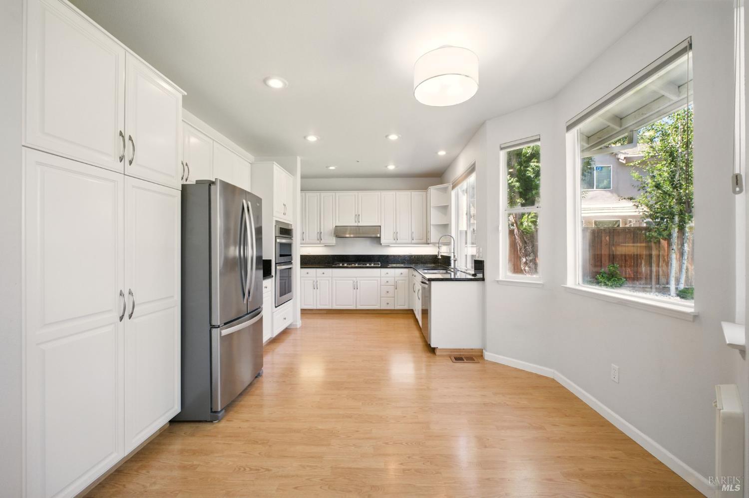 Detail Gallery Image 7 of 49 For 4234 Kingsford Dr, Napa,  CA 94558 - 4 Beds | 2/1 Baths