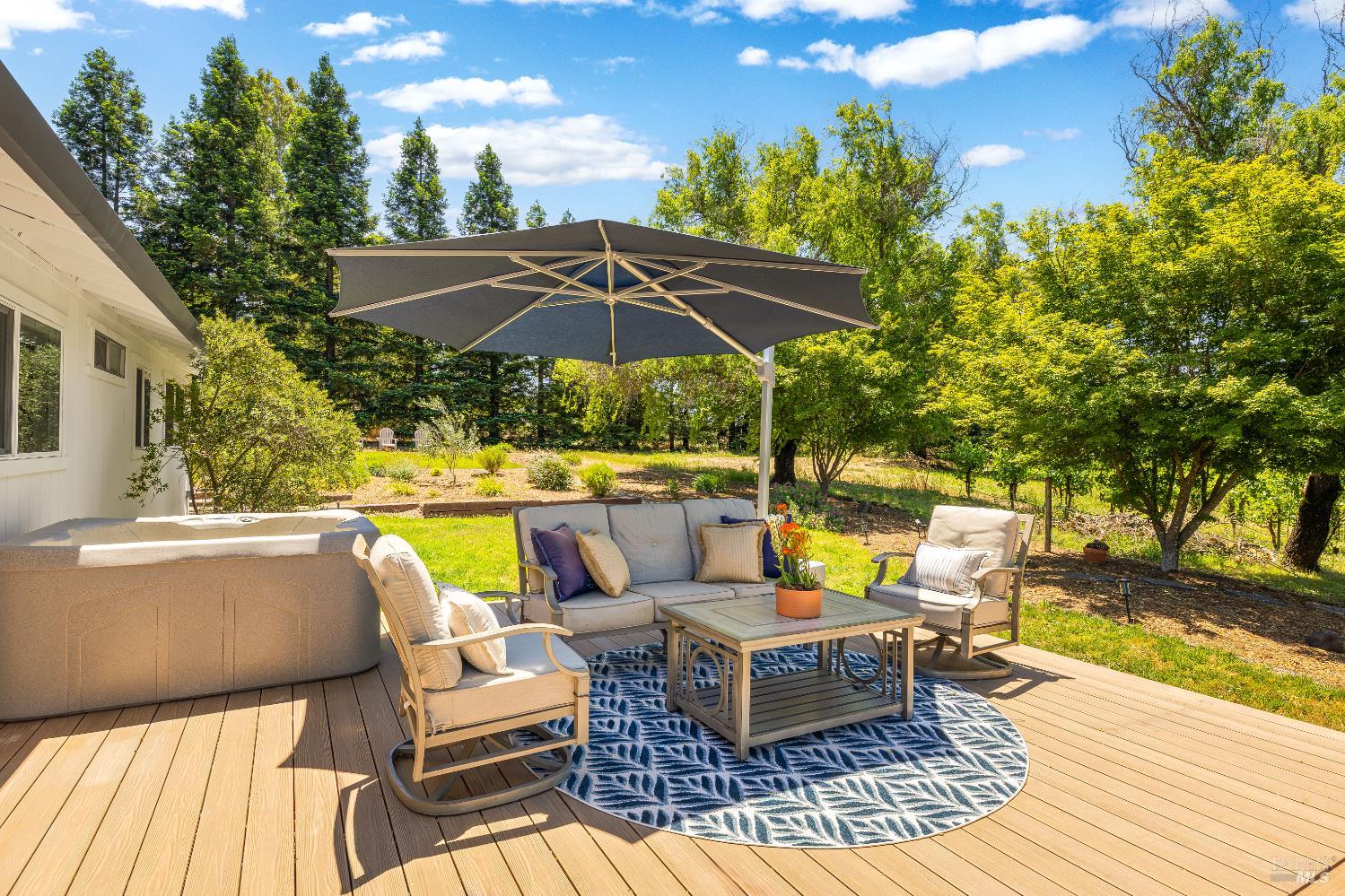 Detail Gallery Image 8 of 82 For 725 Lytton Station Rd, Healdsburg,  CA 95448 - 7 Beds | 5 Baths