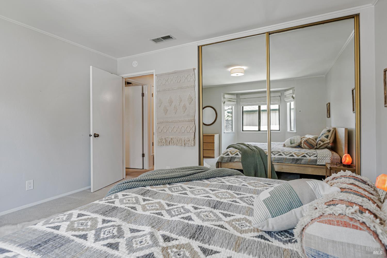 Detail Gallery Image 22 of 33 For 111 Cheda Ln, Novato,  CA 94947 - 2 Beds | 1 Baths