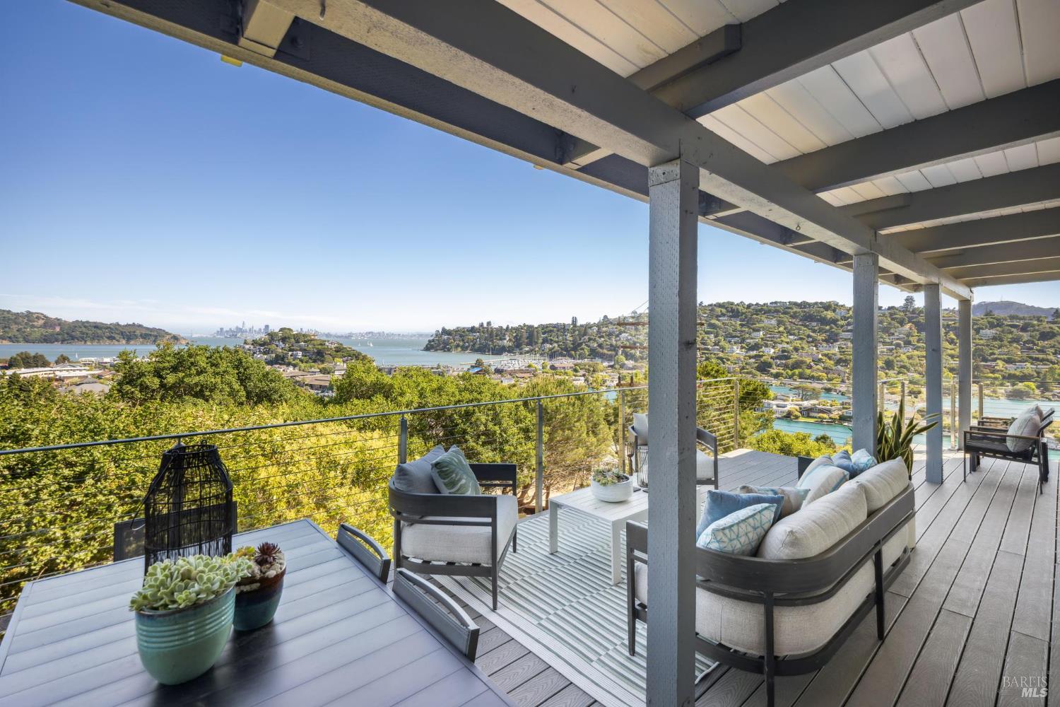 Detail Gallery Image 3 of 46 For 15 Harbor Oak Dr #12,  Tiburon,  CA 94920 - 2 Beds | 2 Baths