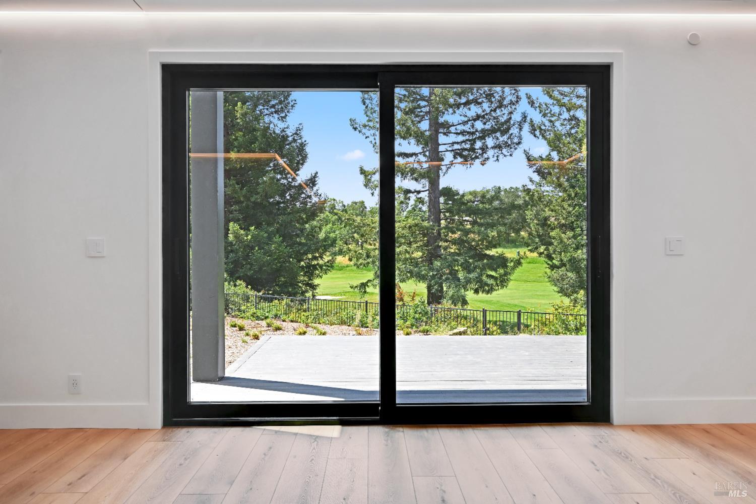 Detail Gallery Image 17 of 56 For 3720 Stanhope Ct, Santa Rosa,  CA 95404 - 5 Beds | 3/1 Baths