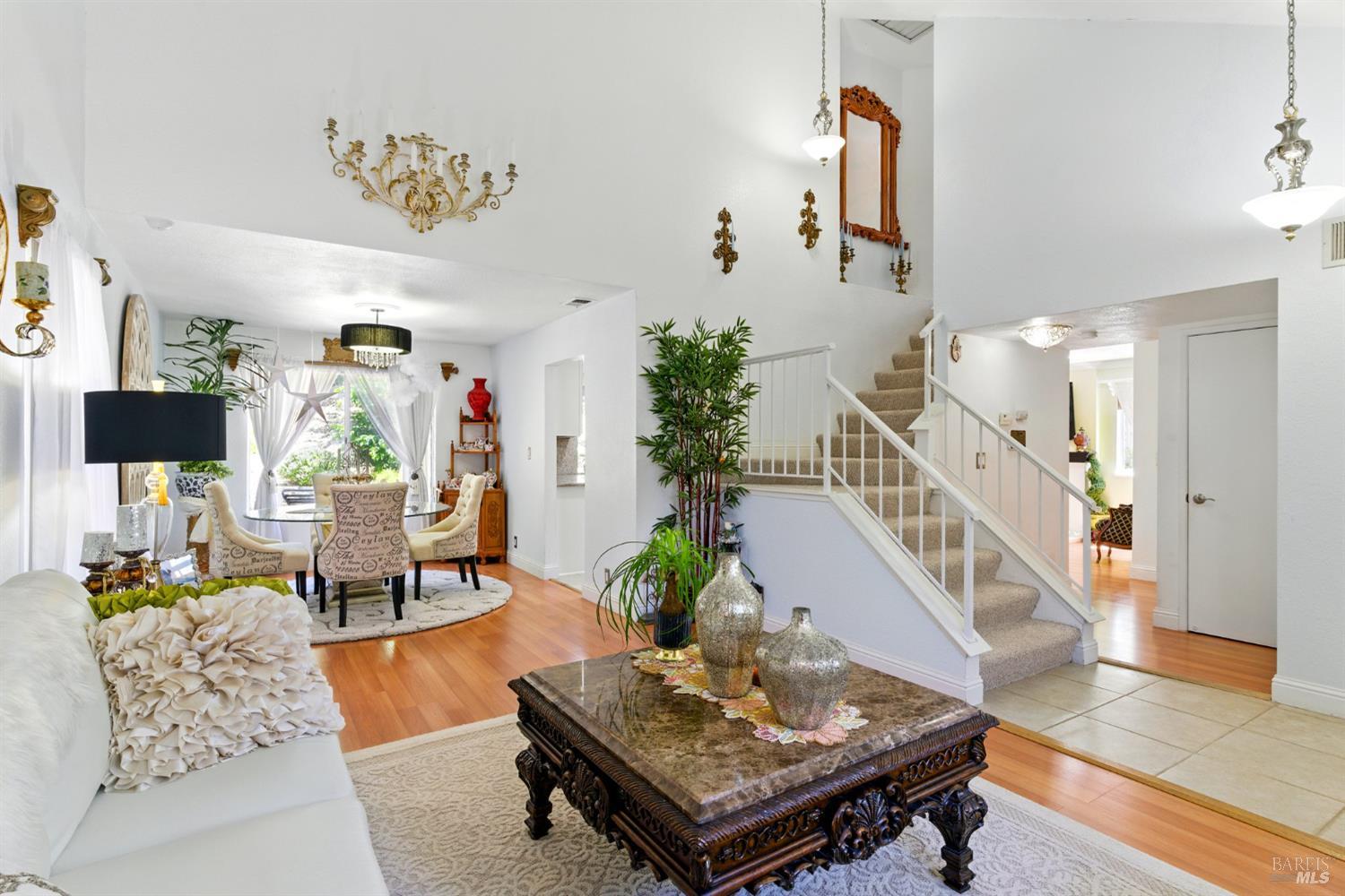 Detail Gallery Image 6 of 49 For 138 Nicole Way, Vallejo,  CA 94589 - 3 Beds | 2/1 Baths