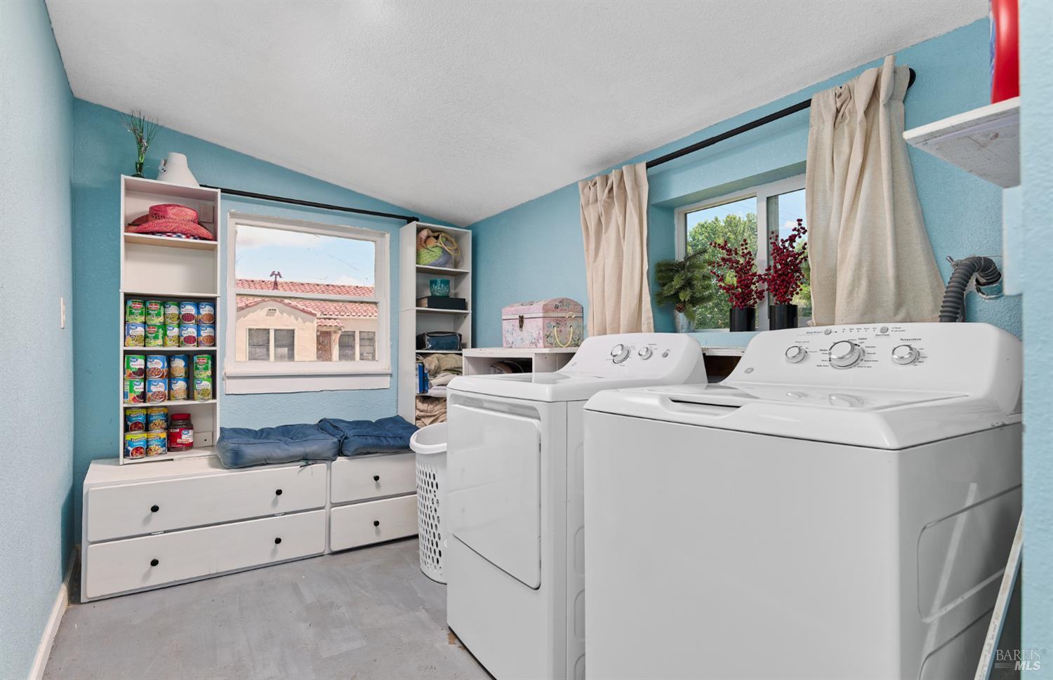 Detail Gallery Image 23 of 28 For 46 N 4th St, Rio Vista,  CA 94571 - 2 Beds | 1/1 Baths
