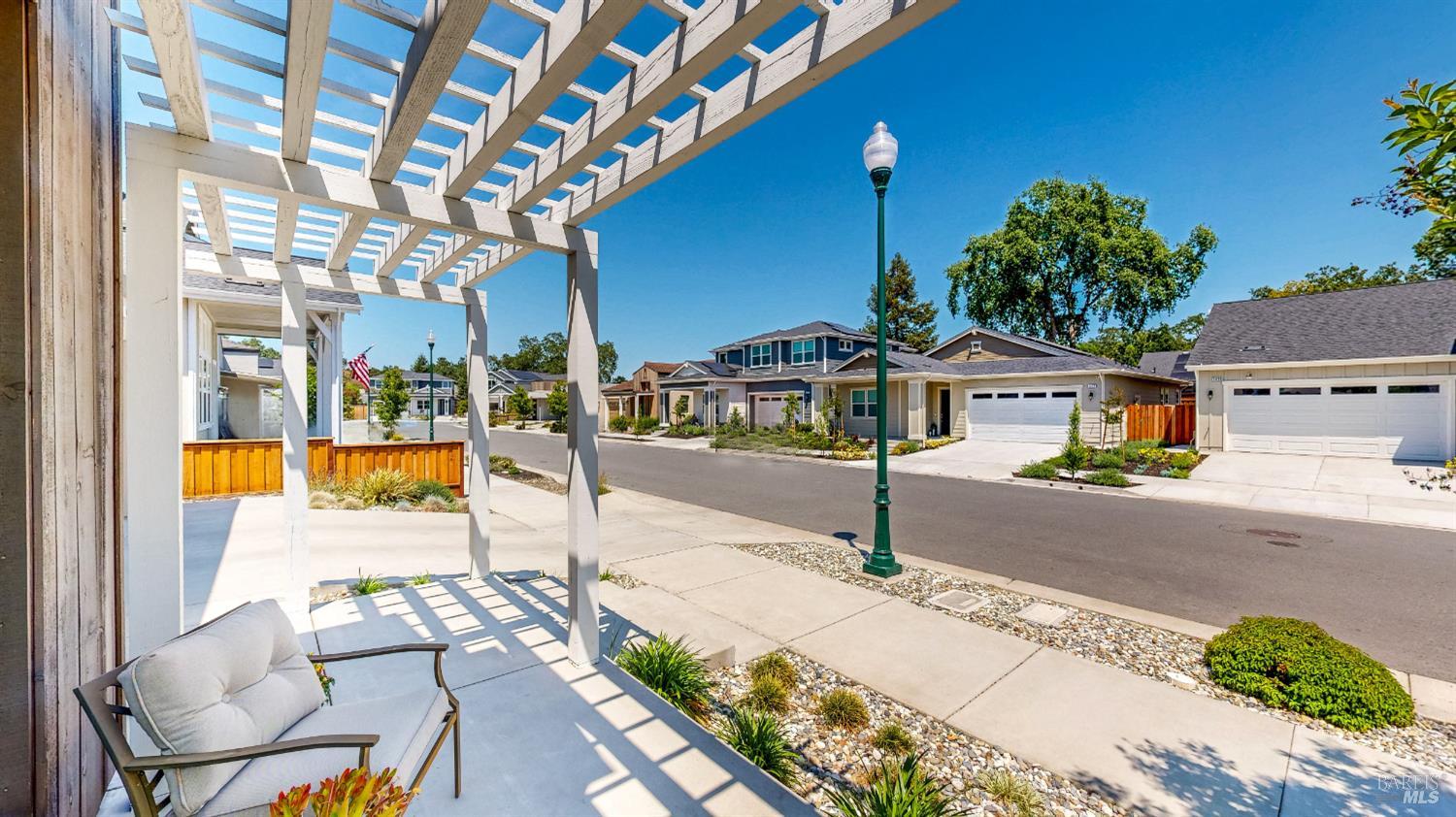 Detail Gallery Image 48 of 49 For 1431 Acorn Way, Windsor,  CA 95492 - 2 Beds | 2 Baths