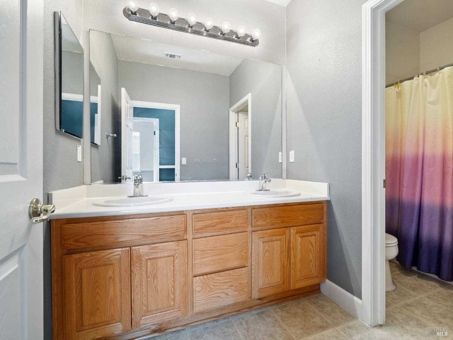Detail Gallery Image 71 of 72 For 630 Purple Martin Dr, Vacaville,  CA 95687 - 5 Beds | 3/1 Baths