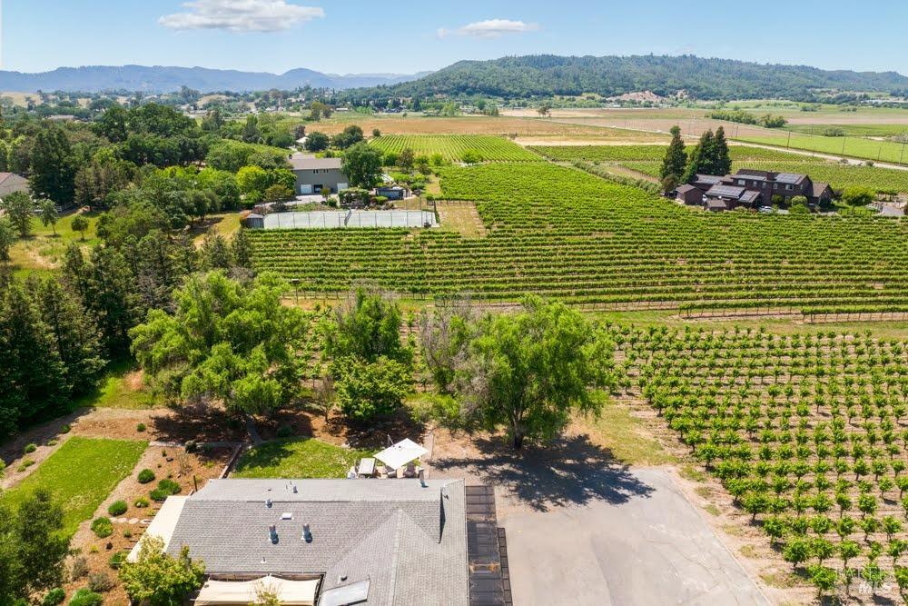 Detail Gallery Image 55 of 82 For 725 Lytton Station Rd, Healdsburg,  CA 95448 - – Beds | – Baths