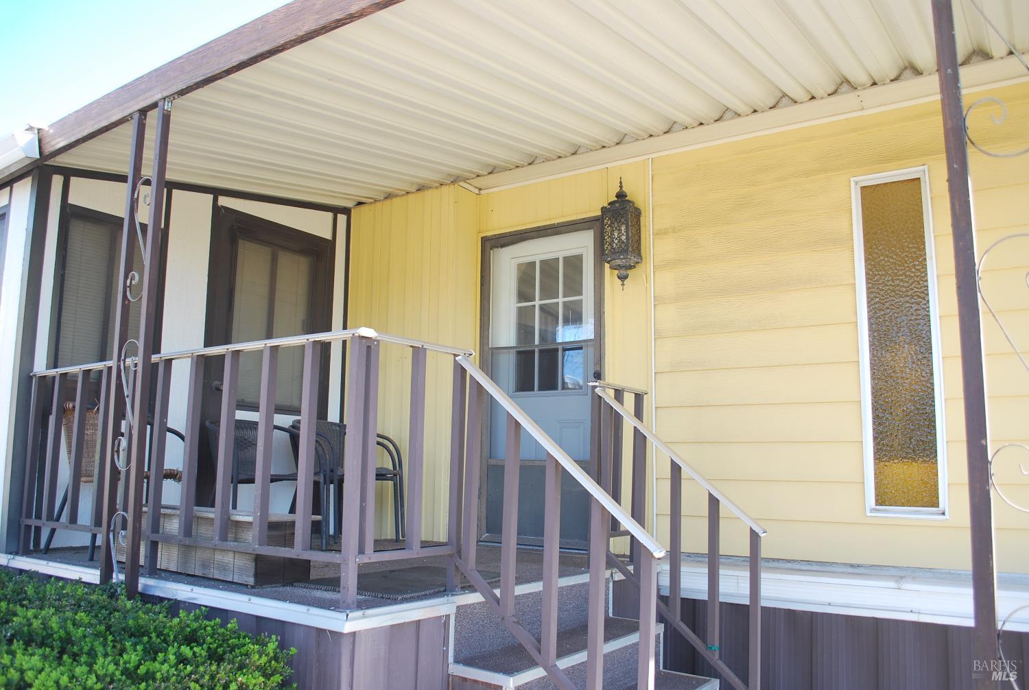 Detail Gallery Image 3 of 24 For 123 Bear Flag Rd, Sonoma,  CA 95476 - 2 Beds | 2 Baths