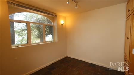Detail Gallery Image 10 of 31 For 3781 Marin St, Clearlake,  CA 95422 - 3 Beds | 2 Baths