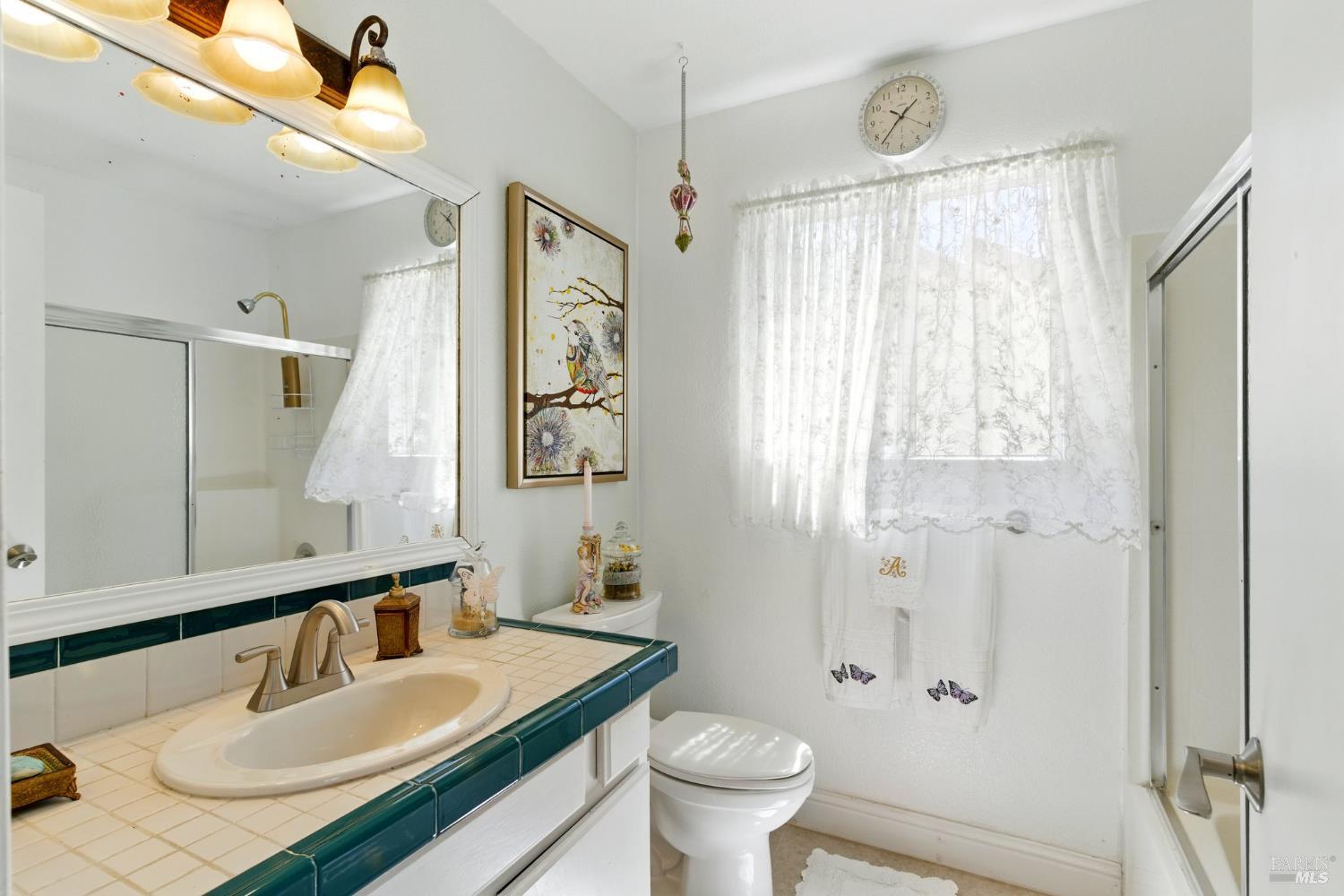 Detail Gallery Image 25 of 49 For 138 Nicole Way, Vallejo,  CA 94589 - 3 Beds | 2/1 Baths