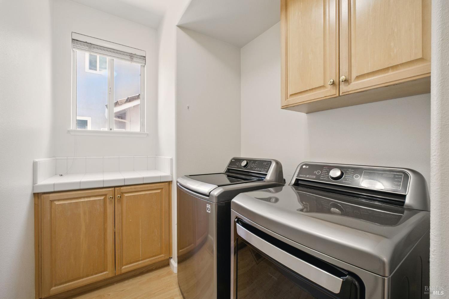 Detail Gallery Image 16 of 49 For 4234 Kingsford Dr, Napa,  CA 94558 - 4 Beds | 2/1 Baths