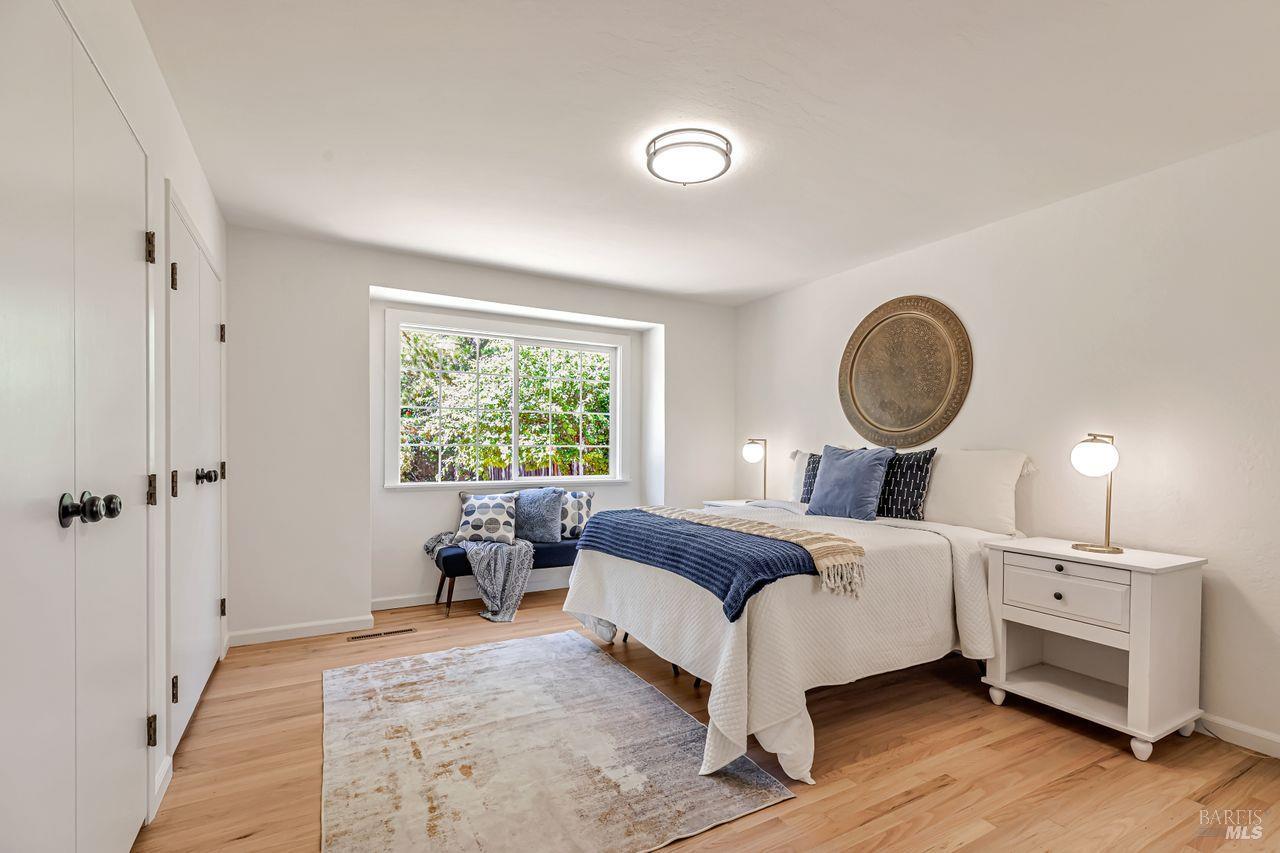 Detail Gallery Image 6 of 43 For 347 Major Dr, Santa Rosa,  CA 95403 - 3 Beds | 2 Baths