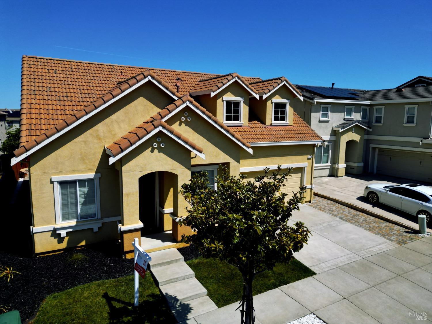 Detail Gallery Image 19 of 64 For 2108 Westphalian Dr, Fairfield,  CA 94534 - 5 Beds | 3 Baths