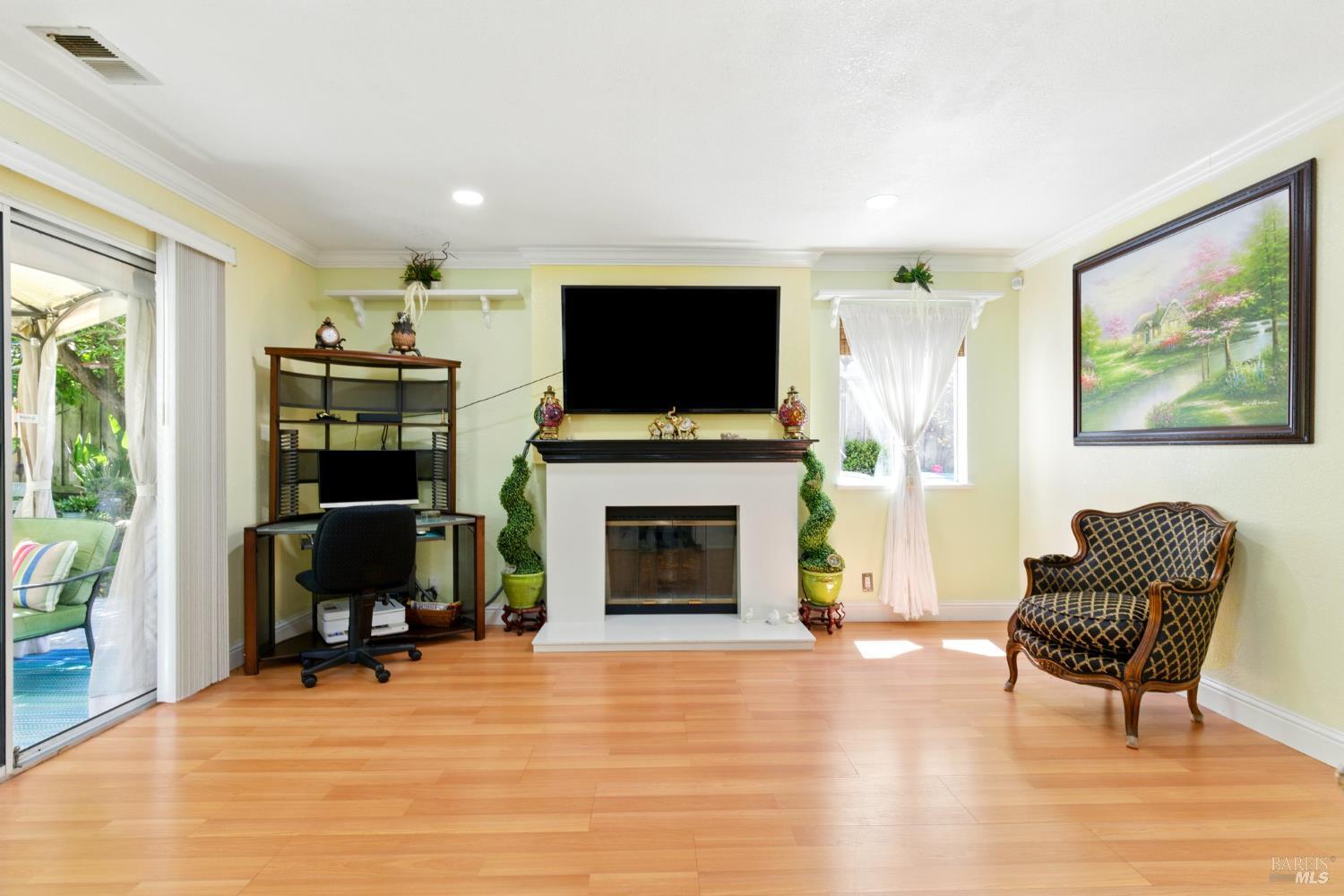 Detail Gallery Image 16 of 49 For 138 Nicole Way, Vallejo,  CA 94589 - 3 Beds | 2/1 Baths