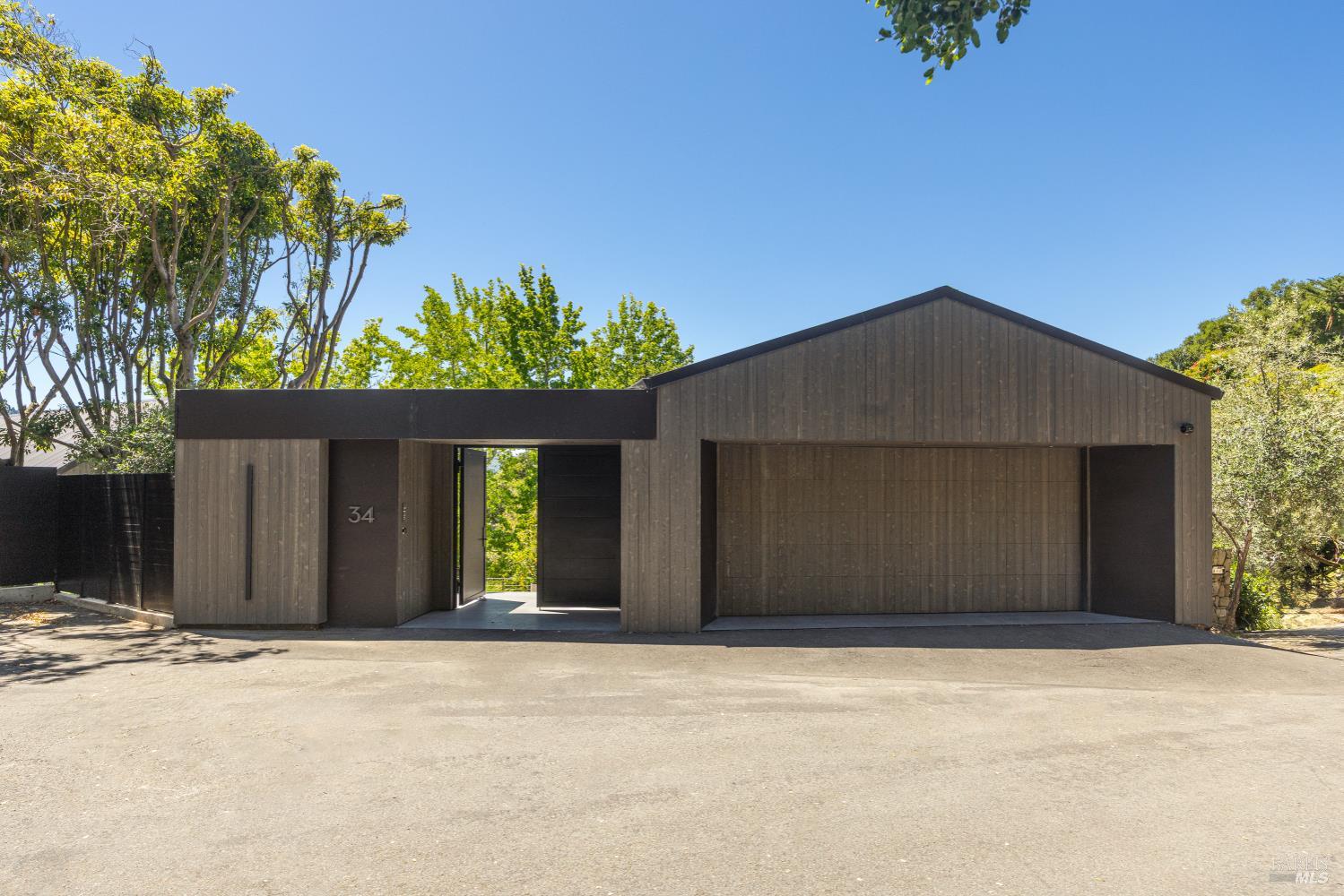 Detail Gallery Image 1 of 1 For 34 Eucalyptus Rd, Belvedere,  CA 94920 - 3 Beds | 3/1 Baths