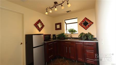 Detail Gallery Image 8 of 31 For 3781 Marin St, Clearlake,  CA 95422 - 3 Beds | 2 Baths