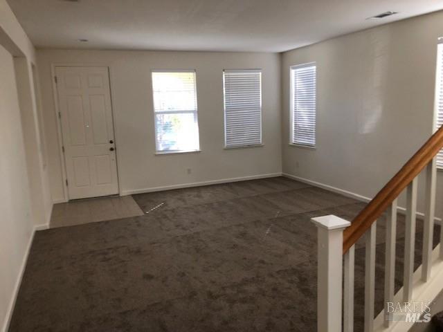 Detail Gallery Image 2 of 11 For 124 Palermo Way, Vacaville,  CA 95688 - 4 Beds | 2/1 Baths