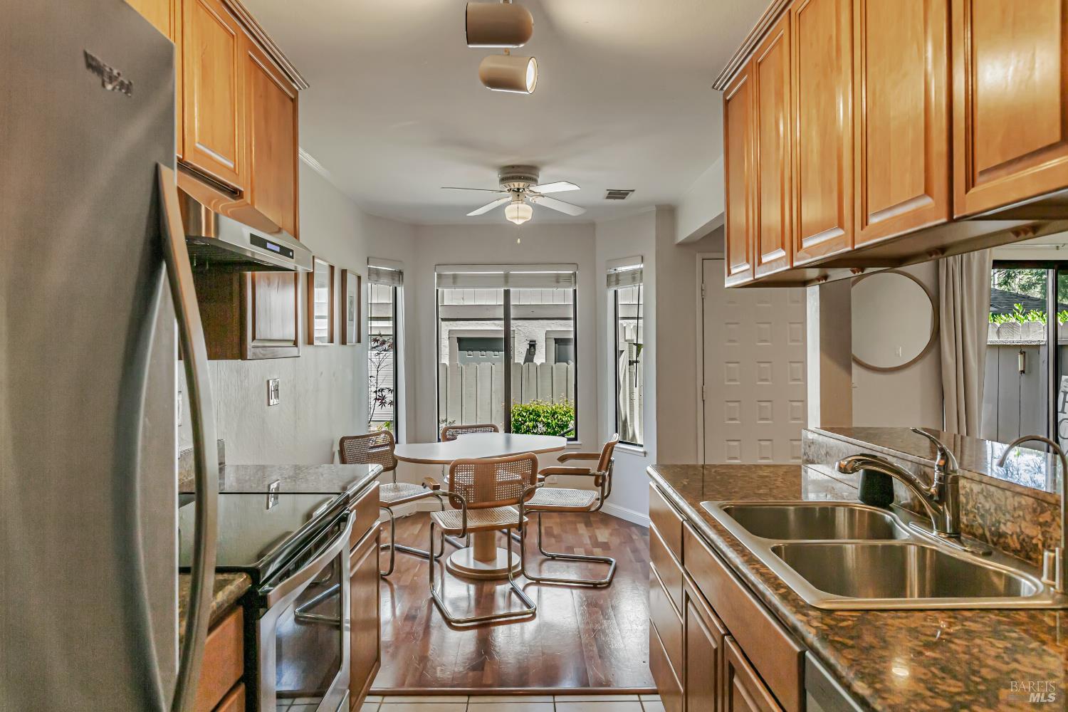 Detail Gallery Image 12 of 33 For 111 Cheda Ln, Novato,  CA 94947 - 2 Beds | 1 Baths