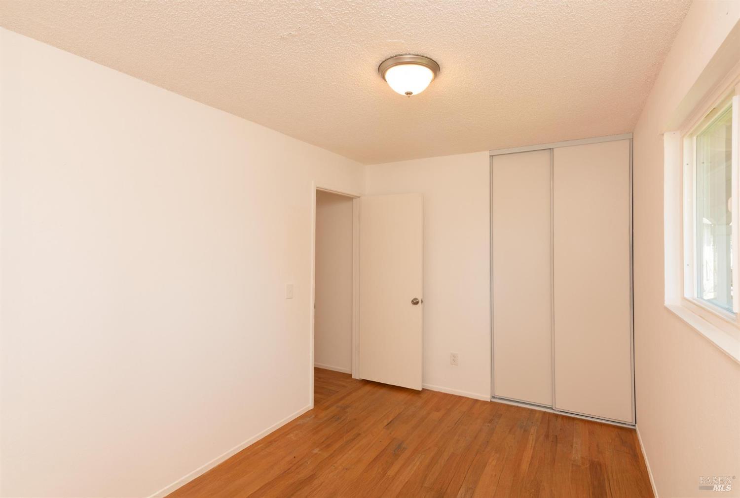 Detail Gallery Image 14 of 24 For 556 Baron Dr, Rohnert Park,  CA 94928 - 4 Beds | 2 Baths