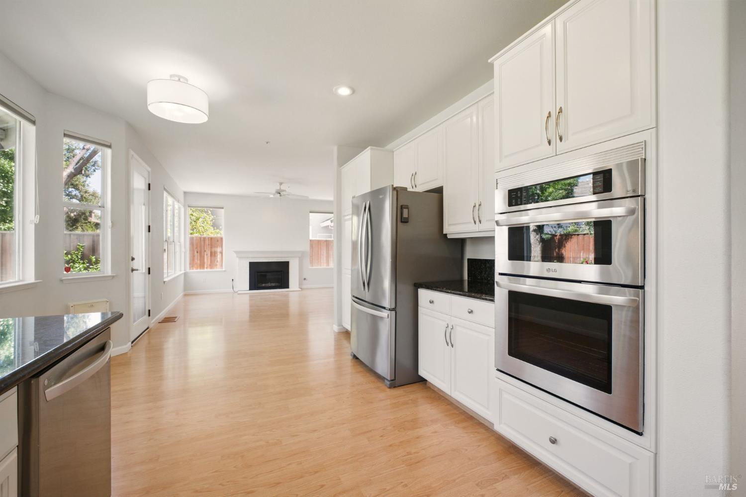 Detail Gallery Image 8 of 49 For 4234 Kingsford Dr, Napa,  CA 94558 - 4 Beds | 2/1 Baths