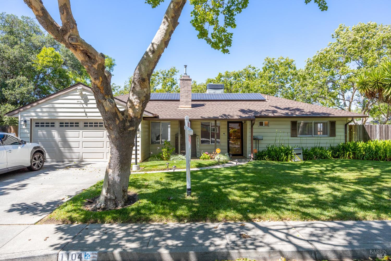 Detail Gallery Image 1 of 1 For 1104 Utah St, Fairfield,  CA 94533 - 3 Beds | 1 Baths