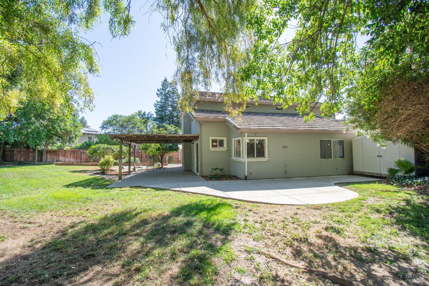 Detail Gallery Image 33 of 40 For 250 Carpenter Ct, Dixon,  CA 95620 - 5 Beds | 2/1 Baths