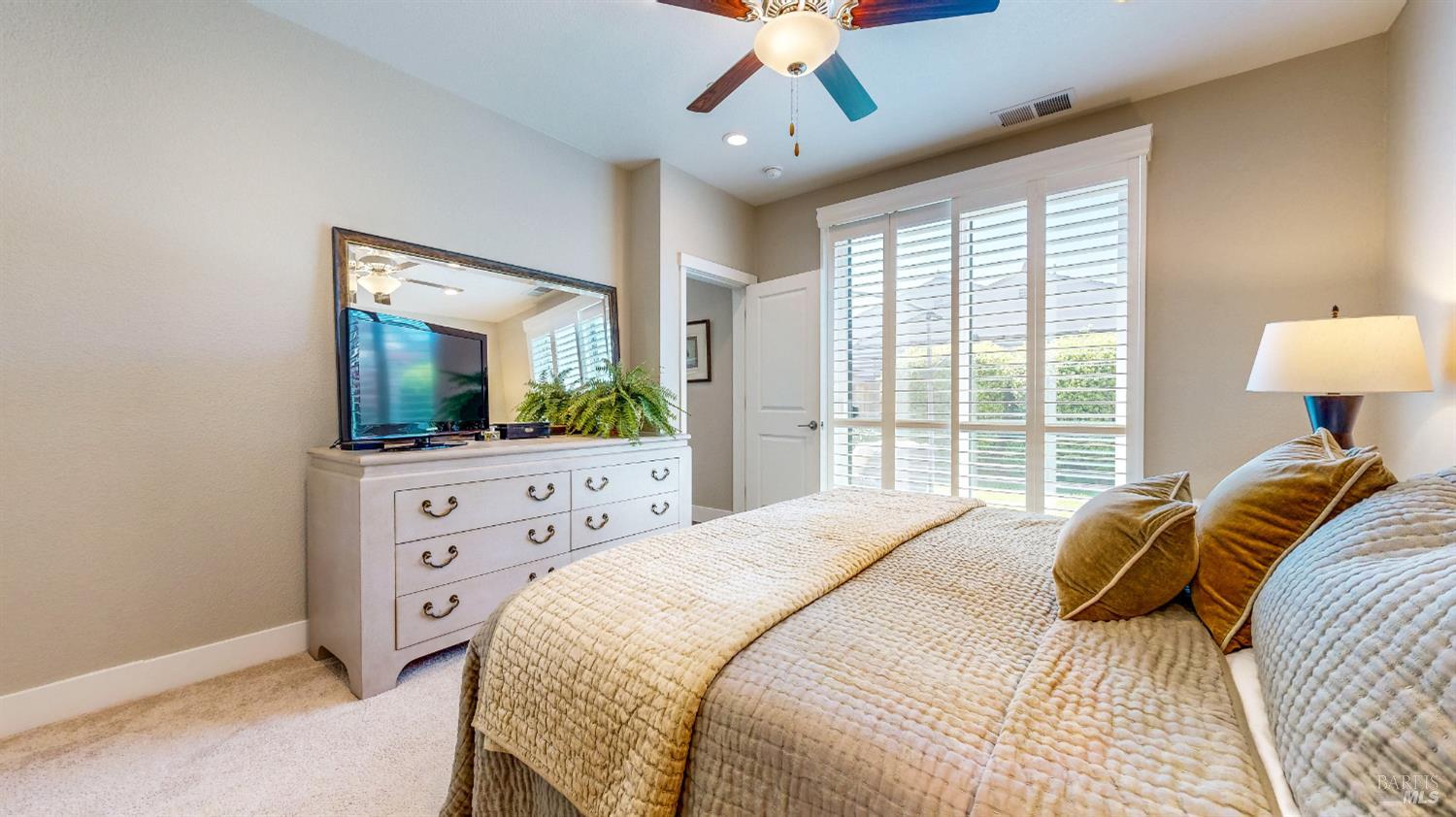 Detail Gallery Image 20 of 49 For 1431 Acorn Way, Windsor,  CA 95492 - 2 Beds | 2 Baths